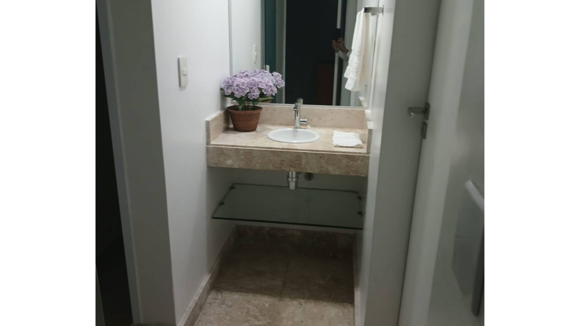 Apartamento mobiliado para locação na Barra – Salvador