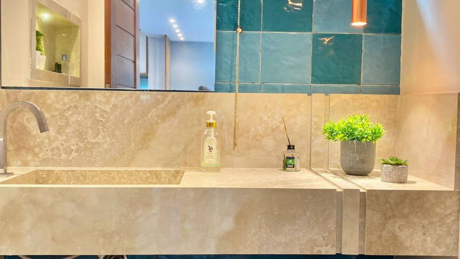 Duplex mobiliado com 4 suítes e vista para o mar em Ilhéus