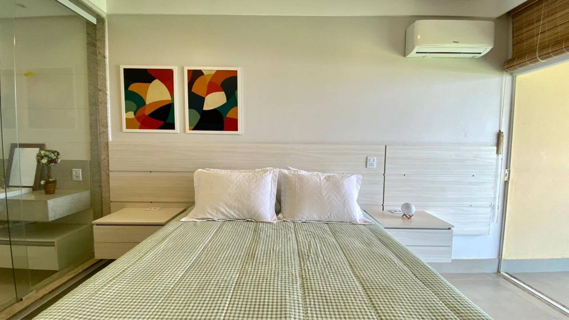 Duplex mobiliado com 4 suítes e vista para o mar em Ilhéus