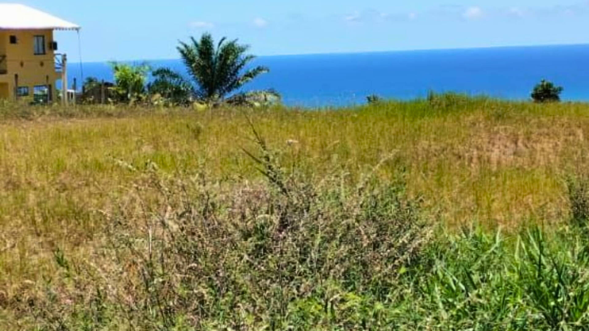 Lotes em condomínio com vista para o mar — Serra Grande/BA