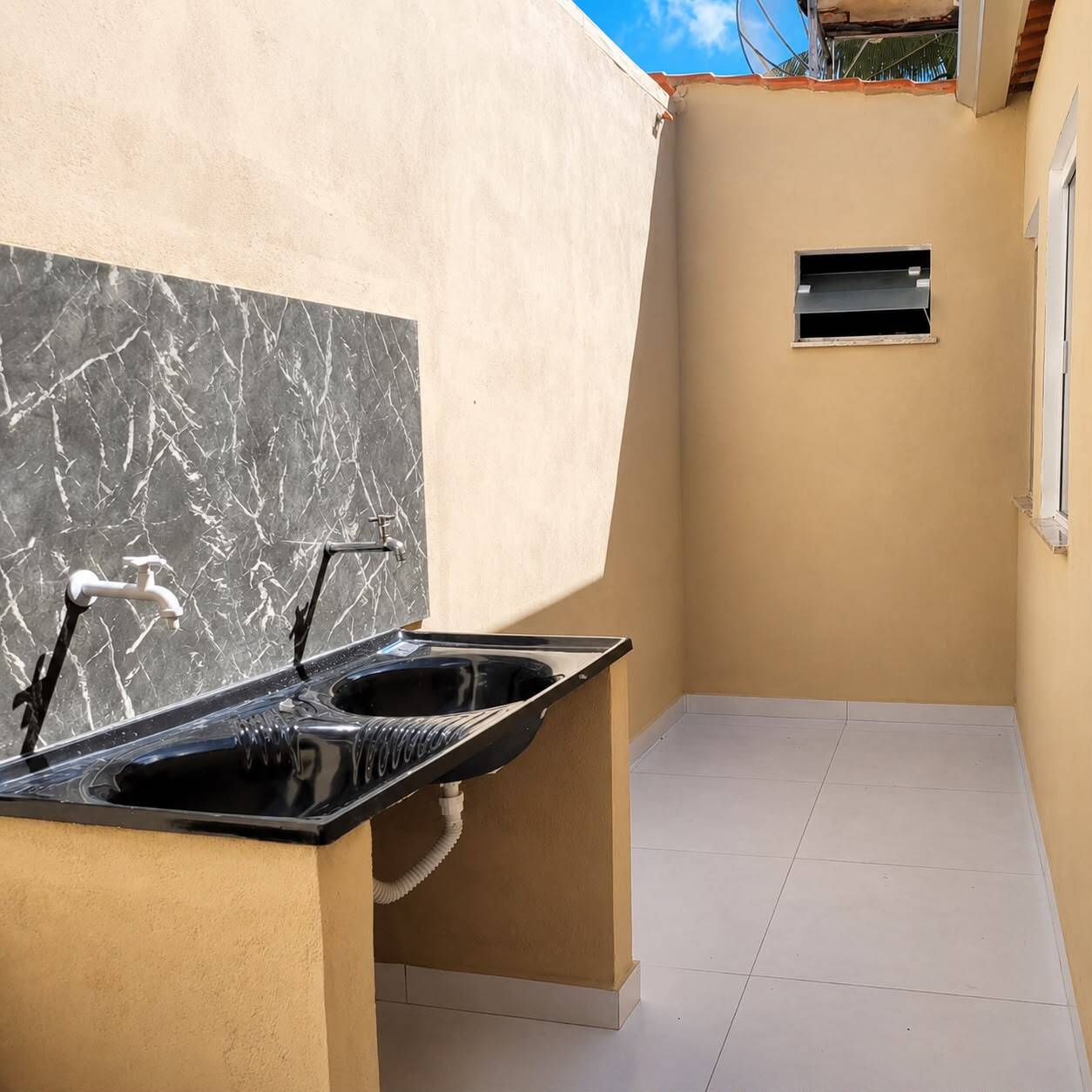 Casa à venda no Hernani Sá, em Ilhéus